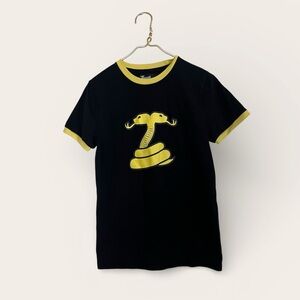 Thomas Sanders Black Tee with Yellow grunge chunk Snake Design S streetwear